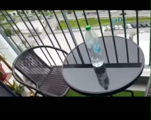 Outdoor Furniture Garden Set table + 4 chairs Black /White Table For BalconyPatioTerrace