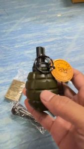 ไฟแช็ค ไฟฟู่ ดีไซน์บอดี้แฟชั่นสวยเท่ ใช้งานง่ายสะดวก(ไม่มีวัตถุไวไฟในตัวสินค้า)ปรับระดับได้ เจอลมไม่ดับ ผลิตจากวัสดุคุณภาพสูง