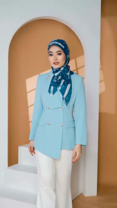 Emmeline Scarf Arrafi Jilbab hijab kerudung wanita dewasa segiempat motif garis daily simple mewah terbaru new terlaris terkini modern kekinian murah viral 2024 adem mudah di bentuk cantik bahan voal exclusive cantik bayar ditempat COD gratis ongkir
