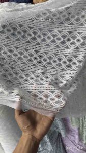 Kain brukat / kain brukat katun kebaya ( harga per 1/2m )