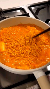 1 PACK Samyang Buldak Quattro Cheese Flavor - Korean Instant Noodles - 5pcs 725grams Halal