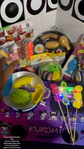 Kompor Mainan Anak KUROMI / Mainan Anak Perempuan Set Kitchen