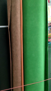 Karpet Beludru Polos Meteran: Pilihan Ideal untuk Ruang Tamu & Interior