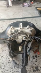 BỢ CỔ ĐỒNG HỒ CÔNG TƠ MÉT DÂY ĐIỆN CÔNG TẮC XE ATTILA VICTORIA CHÂN BẤM HÀNG RẢ XE CHẤT LƯỢNG ĐÃ QUA SỬ DỤNG CÒN TỐT.