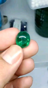 Batu zamrud Colombia cutting bawah sintetic