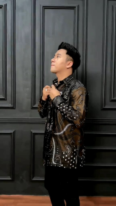 Desain Batik Couple Terkini: Batik Ayah & Anak Laki-Laki Modern