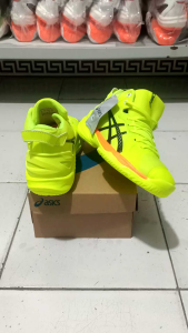 Sepatu voli gelburst 26 sepatu volly pria dan wanita