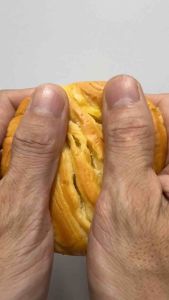 Youchen milk custard bread 75g
