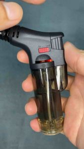 ไฟฟู่ ส่งด่วน🇹🇭รอของไม่นาน แรงง!! จุแก๊สได้เยอะ ไฟแช็คแก๊สฟู่ ไฟแช็ค ไฟแช็ก ไฟแช็คเติมแก๊ส ปรับระดับได้ lighter gas •ไม่มีสารและวัตถุไวไฟทั้งสิ้นในตัวสินค้า•