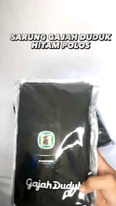 SARUNG HITAM POLOS GAJAH DUDUK TANPA GARIS PRIA DEWASA SARUNG PUTIH POLOS GAJAH DUDUK TANPA TUMPAL DEWASA