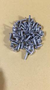 น็อตบังลม เบอร์10 ยาว 2 c.m. M6x20 **มีตัวเลือก** น็อตยึดบังลม น็อตยึดชุดสี มอเตอร์ไซค์