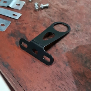 [ Kualitas Bagus ] Mur Baut Klemp Klem Clamp Plat Besi Keranjang Kranjang Sepeda Anak / Dewasa Bagasi Depan Besi Tebal Berkualitas Taiwan Star Varian Komplit Mur Dan Plat - Lazada