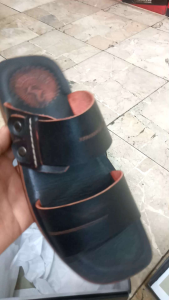 sandal model ban dua untuk pria dewasa