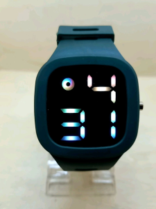 Jam tangan digital Pria/wanita super kece