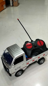 Mainan Anak Mobil RC Pickup Mini Batre Cash Cocok Buat Kado Mainan Koleksi Keluarga