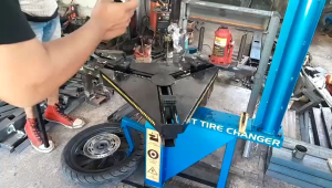 Mounting baja tyre changer alat buka ban motor mobil  congkelan tyrechanger bahan Original Baja Impor