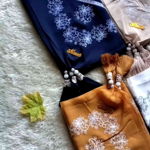 Hijab Paris Swarosky