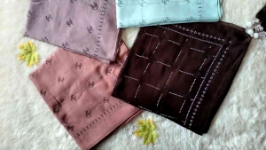 Hijab Segiempat Payet: Tampil Elegan di Acara Formal