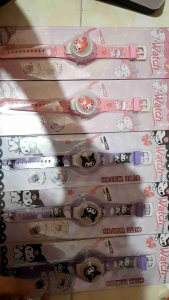 JAM TANGAN ANAK PEREMPUAN KARAKTER KUROMI SPINNER ADA LAMPU WARNA WARNI