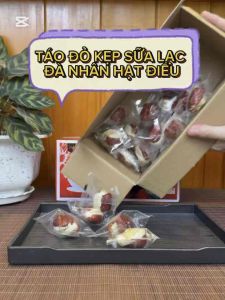 TÁO ĐỎ KẸP SỮA LẠC ĐÀ NHÂN HẠT ĐIỀU TÂN CƯƠNG HÀNG CAO CẤP HIỆU CÔ GÁI TÂN CƯƠNG LOẠI NGON