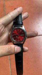 Seiko 5 Red Dial Original Seiko Movement Caliber 7009