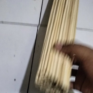 Stick bambu 70 cm diameter +- 5 mm isi 100 pcs