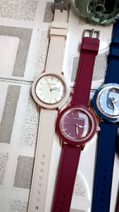 {TOP WATCH 88 } JAM TANGAN WANITA BAY 1 GET 2 DEWASA ATAU REMAJA SPORT CHORONO KOREA FASHION QUARTZ RABBER ALLOY ANALOG WATCH