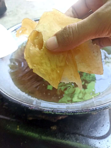 Kerupuk udang rempelan kw2 kerupuk udang mentah 1kg