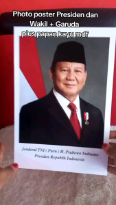 POSTER GAMBAR PRESIDEN WAKIL PRESIDEN DAN GARUDA MEDIA BINGKAI PAPAN MDF
