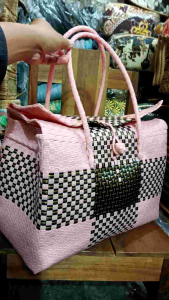 Tas Anyaman Plastik: Tas Jali Premium Besar & Tas Wanita Jali