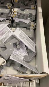 UPPIENALLE ยุปเพียนัลเล ที่วางโทรศัพท์มือถือ เทา