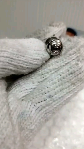 อารัตน์นอตซิ่ง น็อตยึดกระปุกปั๊มลอย สแตนเลส ขัดเงา ราคาต่อ 1 ชุด มี 2ลาย 1ชุดมีน็อตน็อตตัวเมีย