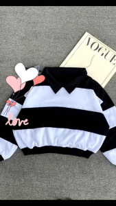 Sweater Crope Combi Strip: Desain Fashionable & Nyaman
