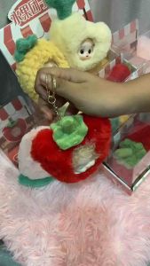 พร้อมส่ง ตุ๊กตาพวงกุญแจผลไม้ TAOTAOWANZI ตุ๊กตาหน้าแบ๊ว น่ารักมาก เลือกสีได้ จี้ห้อยกุญแจ นุ่มนิ่ม ตุ๊กตา พวงกุญแจ ของขวัญ ของฝาก ของเล่นเด็ก