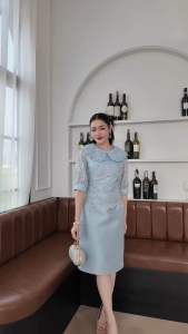 All Ladies เดรสผ้าไหมลูกไม้คอบัว