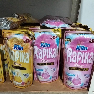 SO KLIN RAPIKA pewangi pakaian untuk setrika 250ml refill