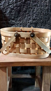 Keranjang bambu - keranjang tangkai - keranjang oval - keranjang hampers 30*15 cm