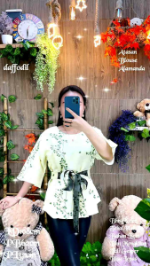 Atasan Blouse Wanita Alamanda Kualitas Import 250gram
