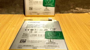 Baterai Oppo realme 3 pro BLP713 batu batre baterry cell