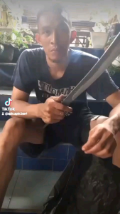 perlengkapan kebun multifungsi