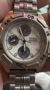 Đồng hồ nam hiệu GUESS WATERPRO Quartz 6 kim 3 cốt size 42mm cả númcó chronographcọc số có hỗ trợ dạ quang các sản phẩm chi tiết dưới mô tả