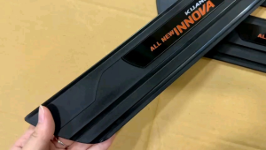 Sillplate Samping Innova 2016-2025: Aksesoris Mobil Hitam Berkualitas Tinggi