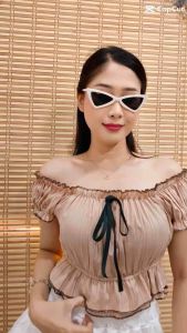 งานพรีเมี่ยมสุดๆ คอตต้อนไทยปักฉบุเนื้อดี เนื้อสวย ทรงสวมสม็อคเต็มแผ่นหลัง ยืดเยอะมาก เเต่งกระดุมดีเวอร์