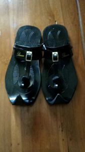 SANDAL KARET BAN PRIA DAN WANITA