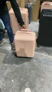 ส่งด่วน!!กระเป๋าเดินทางล้อลาก202428นิ้ว