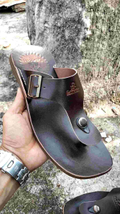 Sandal kulit pria terbaru/Gudang sepatu bdg 91