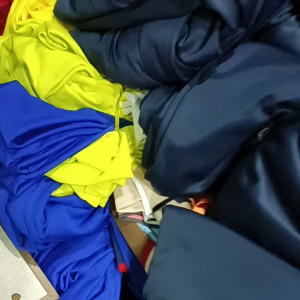 เสื้อทำงานกลางแจ้ง คอกลมแขนยาว แพ็ค10ตัว450บ.ฟรี1ตัว เสื้อทำไร่ ทำสวน จำหน่ายคละสี (ทางร้านเลือกให้เอง)