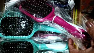 HAIR BRUSH BIG MIRROR