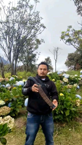 Golok Baja Asli & Golok Galonggong: Desain Tradisional dan Kualitas Tahan Lama