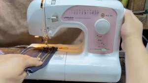 Jaguar sewing machine built in speed adjustment